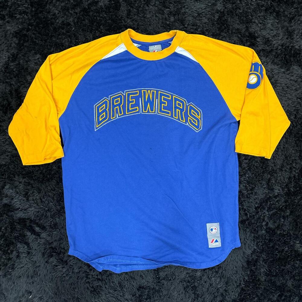 Milwaukee brewers baseball tee